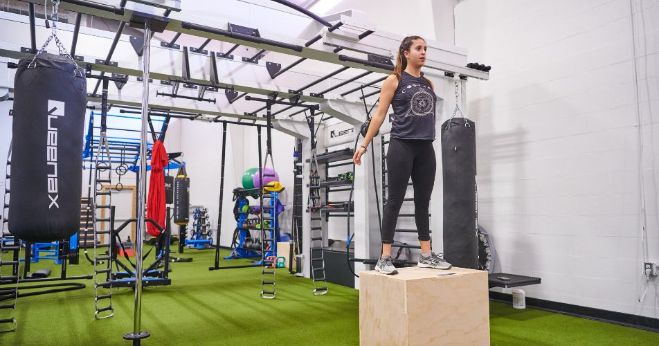 9-Strengthen-Your-Core-in-the-State-of-the-Art-Functional-Training-Gym-and-Multi-Purpose-Sports-Hall
